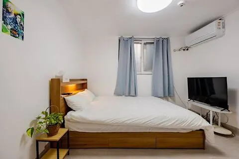 Close To Yeouido And Close To Singil Station, A Comfortable High-end Residential House *
