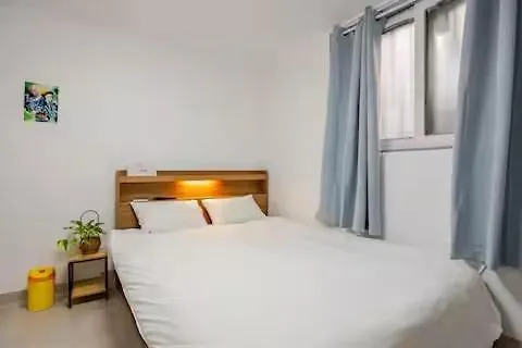Close To Yeouido And Close To Singil Station, A Comfortable High-end Residential House Villa Seul