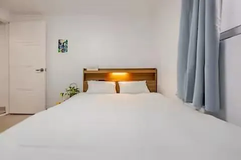 Villa Close To Yeouido And Close To Singil Station, A Comfortable High-end Residential House Seul